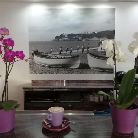 Hotel San Nazario Varazze Bagian luar foto