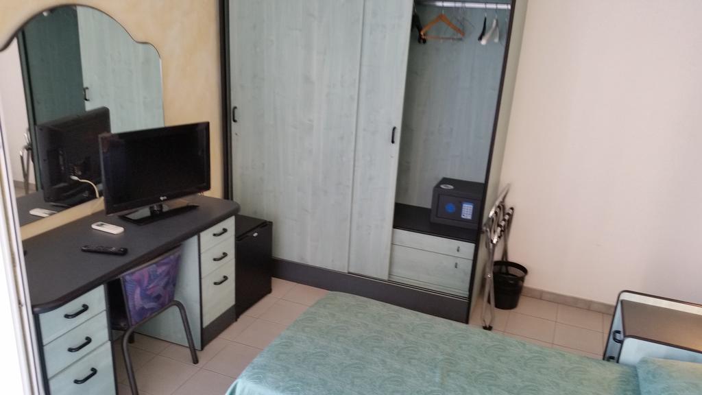 Hotel San Nazario Varazze Ruang foto