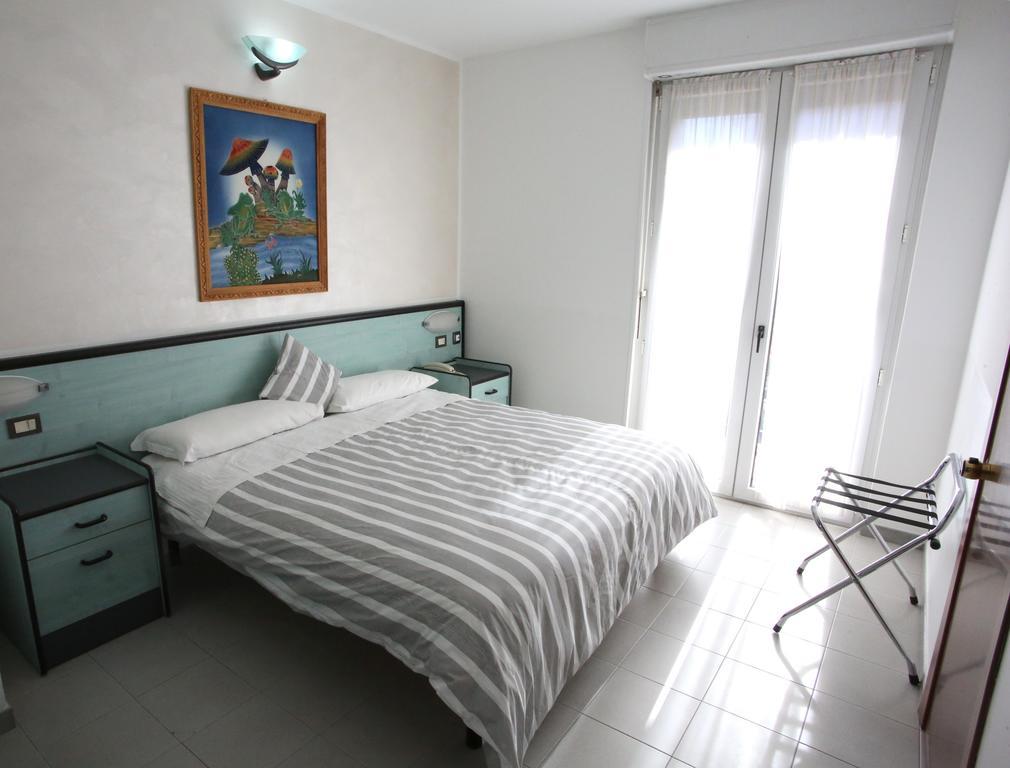 Hotel San Nazario Varazze Bagian luar foto