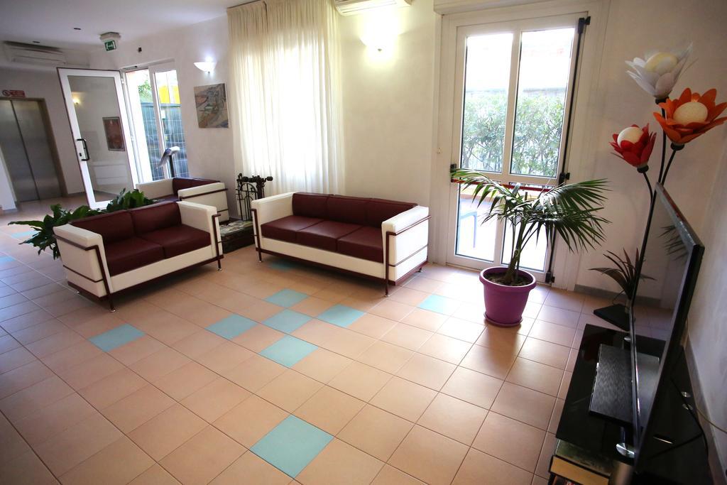 Hotel San Nazario Varazze Bagian luar foto