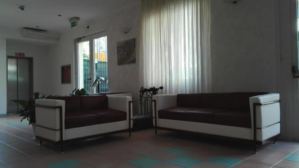 Hotel San Nazario Varazze Bagian luar foto
